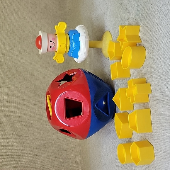 Tupperware | Toys | Vintagetupperware Shapeoball Shape Sorter Fisher ...